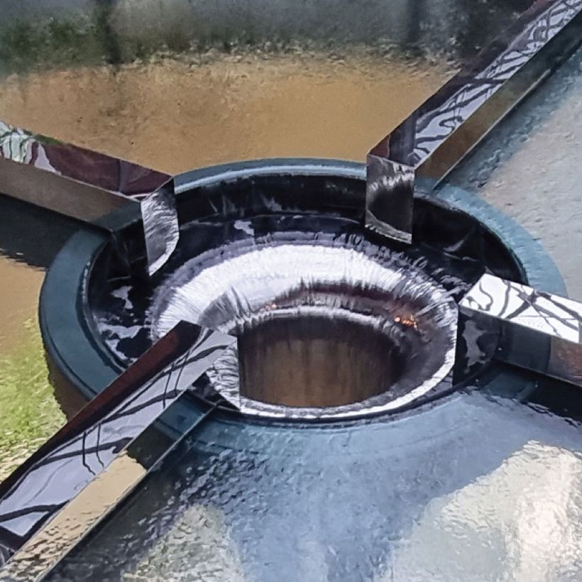 Stainless Steel Highpoint Shopping Centre Water Feature