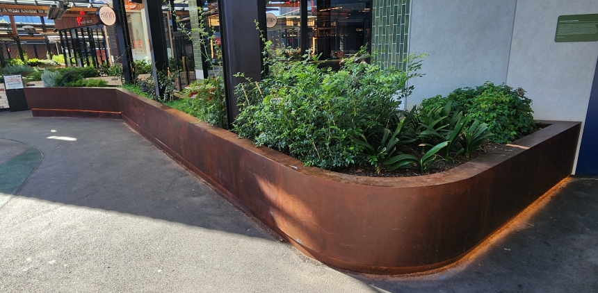 custom made planter boxes Australia